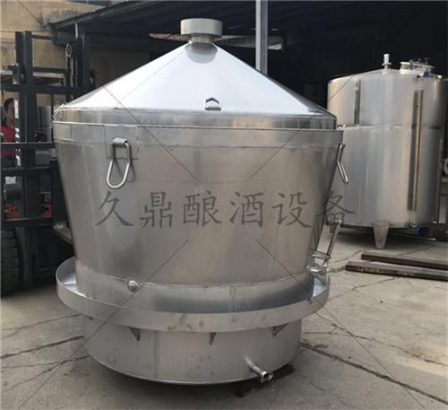 開封供應(yīng)不銹鋼釀酒設(shè)備,造酒用整套設(shè)備白酒釀酒設(shè)備