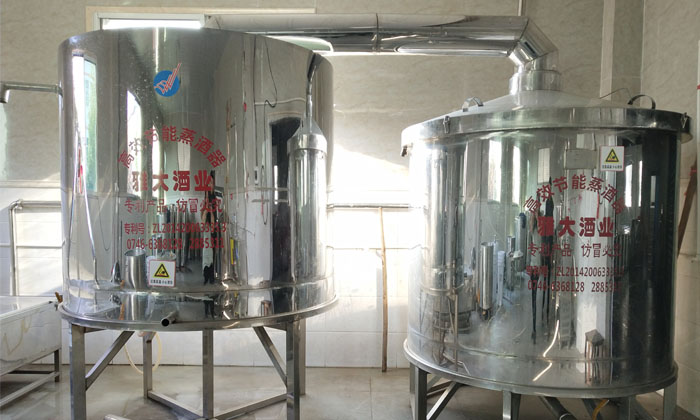 蒸汽釀酒設(shè)備酒坊里的傳統(tǒng)手藝,無法比擬的美味純糧白酒